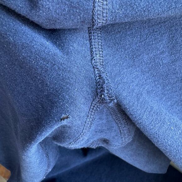 BEYOND THE BUMP Heather Navy Yoga Capri Leggings - Picture 5 of 5